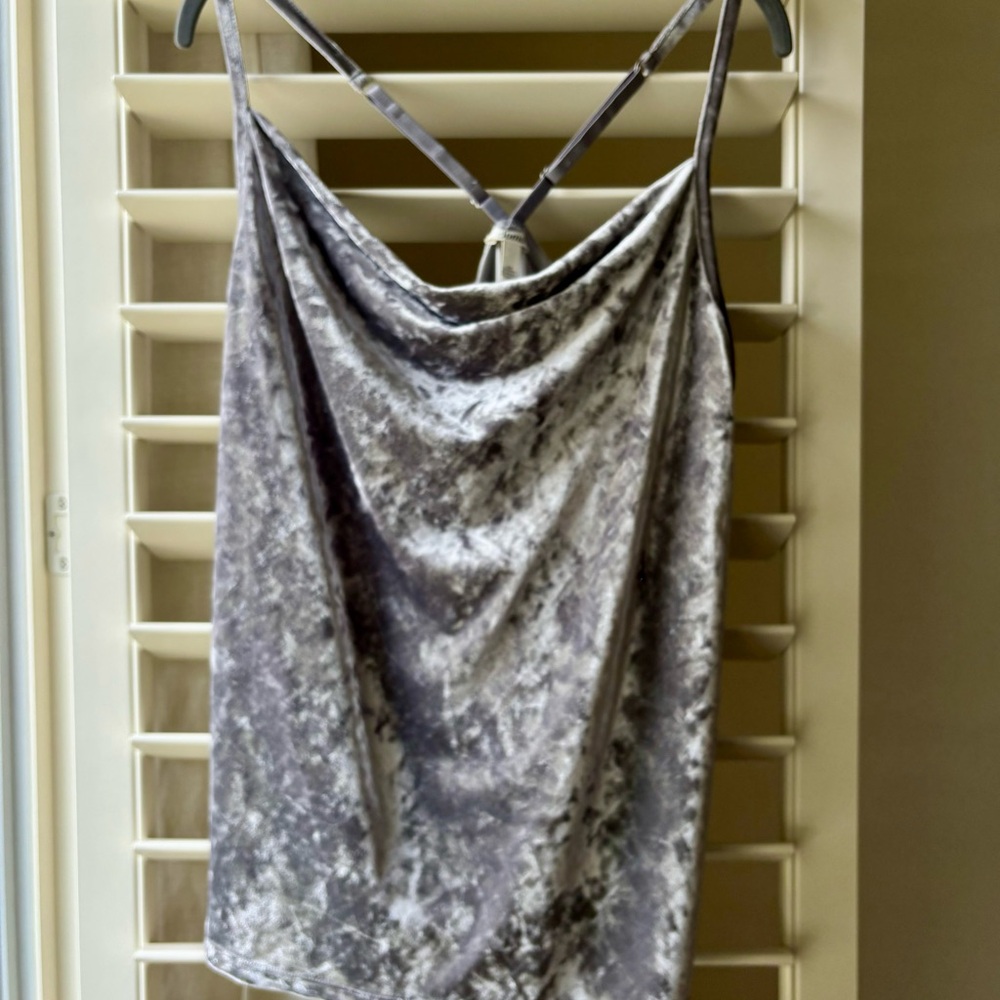 Soma Gray Strappy camisole L crushed velvet. Excellent cond